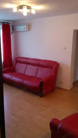 Ofer spre inchiriere apartament 3 camere semidecomandat zona Bucur Obor - imagine 2