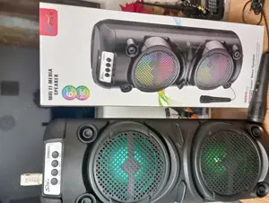 Vând Boxa Stic, Card, Microfon Funcțională  Nouo an Cutie preț 250 Ron .Tel   - imagine 4