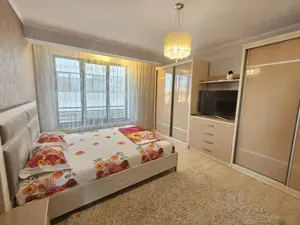 Inchiriez termen lung casa cu foisor in curte in Mamaia Nord langa Alezzi