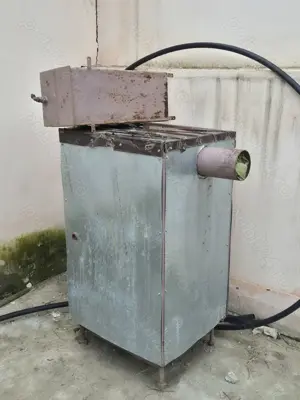 Vând cazan pe lemne 