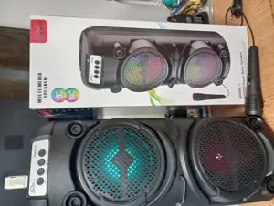 Vând Boxa Stic, Card, Microfon Funcțională  Nouo an Cutie preț 250 Ron .Tel   - imagine 3