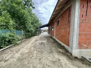 Casa 4 camere, 105 utili, 566 teren, toate utilitatile, asfalt, Sanmihaiu Roman - imagine 5