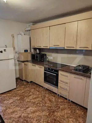 Apartament de vanzare, cu 2 camere, 60 mp, zona 1 Decembrie - imagine 2