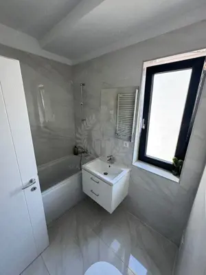 3 CAMERE//CARTIER VAMT//PET FRENDLEY - imagine 8