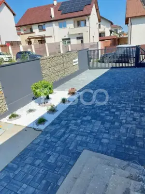 Casa individuala de vanzare pe un nivel la intrare in Selimbar - imagine 14