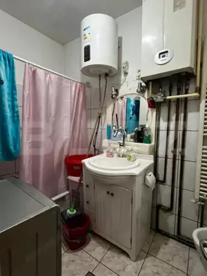 Casa in zona centrala, 89 mp, 200 mp gradina  - imagine 11