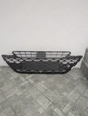 Grila frontala inferioara Seat Ateca 575853668M