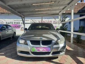 BMW 320D  plafon negru  Piele Navigatie Rata de la 80 euro lunar - imagine 3