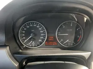 BMW 320D  plafon negru  Piele Navigatie Rata de la 80 euro lunar - imagine 10