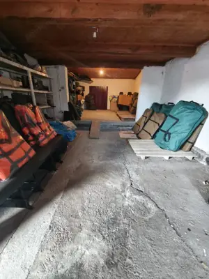 Casa 4 camere, 6000mp teren, zona centrala, Negostina, Siret - imagine 15