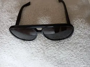 ochelari de soare "Saint Laurent " noi