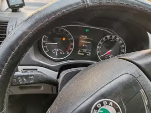 Vând Skoda Octavia 2 combi TDI, an 2011,  diesel 2.0 ,140 cp - imagine 4