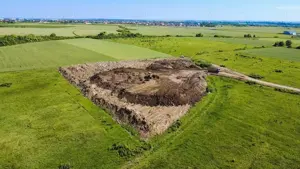 Ghiroda - Teren extravilan pt PUZ - S: 10.000 mp - imagine 5