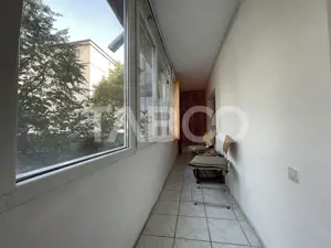 Apartament cu 2 camere decomandate si balcon de inchiriat in Strand - imagine 11