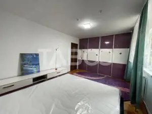 Apartament cu 2 camere decomandate si balcon de inchiriat in Strand - imagine 3