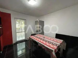 Apartament cu 2 camere decomandate si balcon de inchiriat in Strand - imagine 6