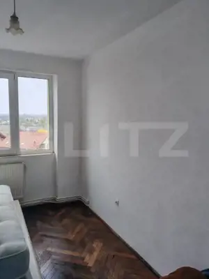 Apartament de vanzare cu 3 camere, 69 mp, zona Str. Botizului - imagine 3