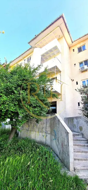 Vand apartament 2 camere,zona linistita cu mult spatiu verde ,0 Comision