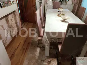 Vila Stefanesti zona Zavoi, partial mobilata. - imagine 13