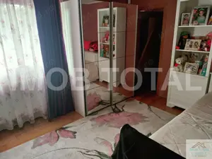 Vila Stefanesti zona Zavoi, partial mobilata. - imagine 15