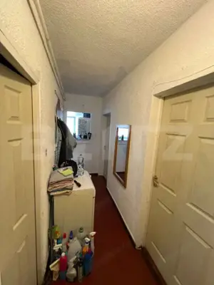 Apartament decomandat, 2 camere, zona Plopilor - imagine 7