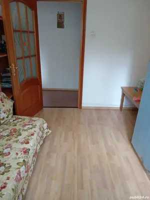 Vand apartament 3 camere semidecomandat 67 mp. - imagine 4