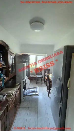 Apartament 3 Camere CRAIOVEI Confort 1 Decomandat 110 Mp. An 1999 Etaj Intermediar - imagine 9