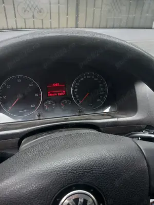 Wv TURAN 2010 ...3750...