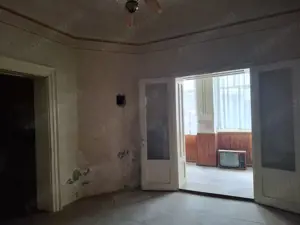 Casa din caramida pentru renovat  3 camere in Nadlac - imagine 17