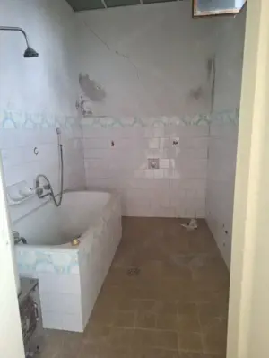 Casa din caramida pentru renovat  3 camere in Nadlac - imagine 18