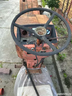 tractor u650 - imagine 3