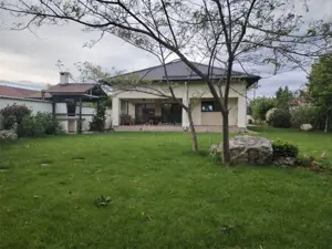 OCAZIE UNICA!!! Vila de lux, intr-o zona linistita, la 20 minute de Ploiesti - imagine 9