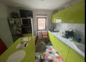 Vand apartament 3 camere - imagine 3