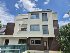 Vila 430,44 mp Green Lake Baneasa