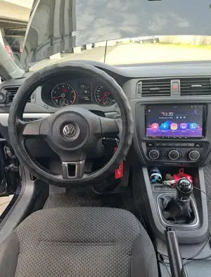 Auto Jetta 2013 - direct de la proprietar - imagine 3