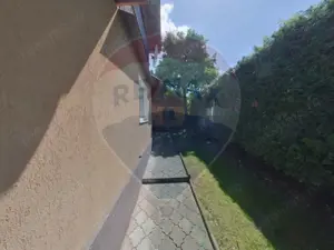 Casă / Vilă cu 5 camere de vânzare în zona Est - imagine 2