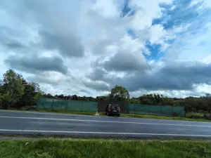 Vând teren in Ezeriș  - imagine 3