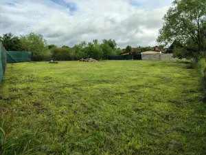 Vând teren in Ezeriș  - imagine 4