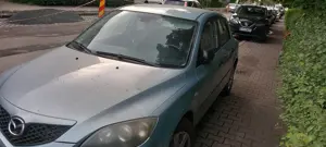 Mazda 3 2008 1,6 manuală - imagine 3 Mazda 3 2008 1,6 manuală - imagine 3