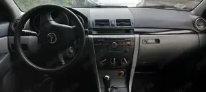 Mazda 3 2008 1,6 manuală - imagine 2 Mazda 3 2008 1,6 manuală - imagine 2