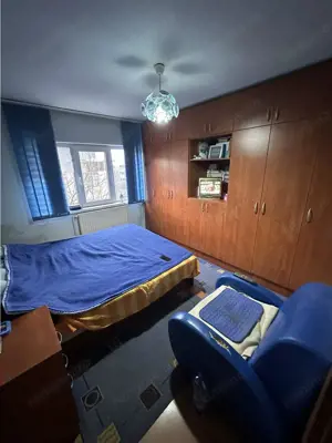 2 camere decomandat la etajul 3 cu centrala propie si 2 balcoane - imagine 3