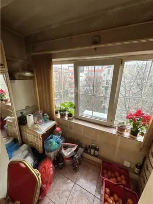 2 camere decomandat la etajul 3 cu centrala propie si 2 balcoane - imagine 7