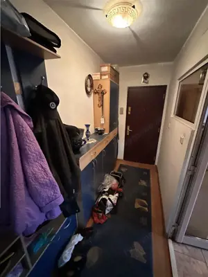 2 camere decomandat la etajul 3 cu centrala propie si 2 balcoane - imagine 4