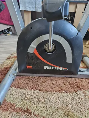 Bicicleta fitness RICH