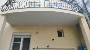  Vând  schimb  imobil, fundație înaltă, in SM, zona bună 