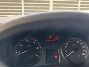 Renault Trafic 2.0 dCi 2012 Euro 5 - imagine 7 Renault Trafic 2.0 dCi 2012 Euro 5 - imagine 7