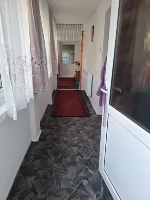 Casa renovata 4 camere in Nadlac - imagine 12