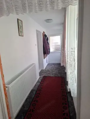 Casa renovata 4 camere in Nadlac - imagine 13