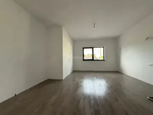 Casa 4 cam 163 mp utili, 27 mp terasa, teren 689mp - imagine 13 Casa 4 cam 163 mp utili, 27 mp terasa, teren 689mp - imagine 13