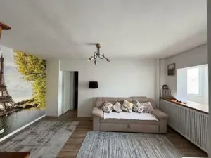 De vânzare, apartament 4 camere  I. Mihalache (1 Mai) sect 1 - imagine 2